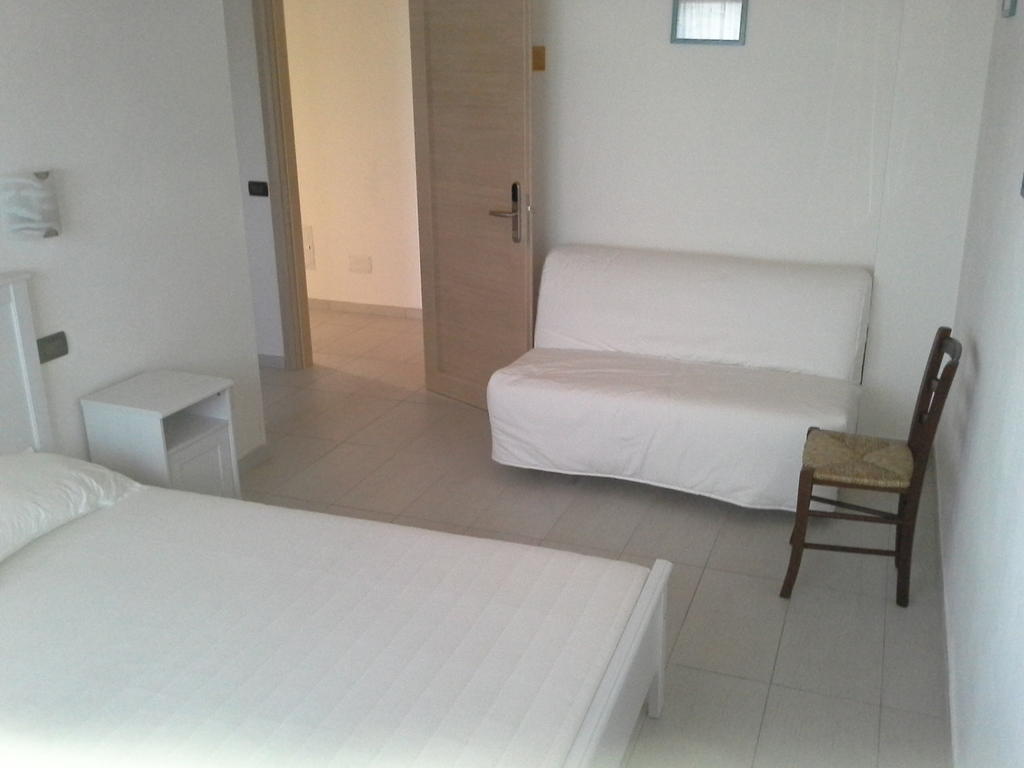 B&B S'Ena Suni Bilik gambar